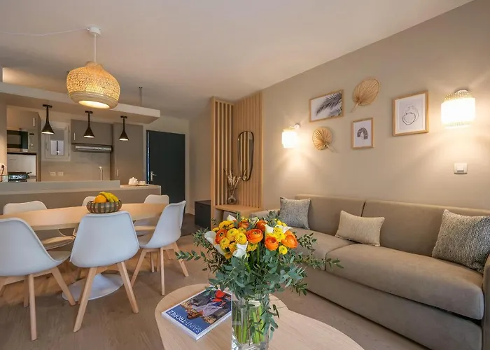 Chant Des Vagues Tropez Viii * Saint-Tropez